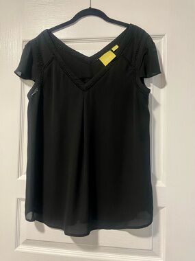 Maeve Black V‑Neck Short Sleeve Tank Top
